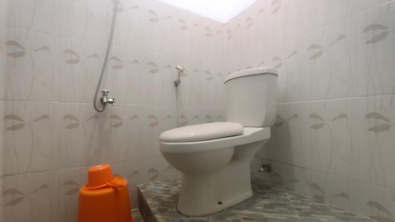 Hotel Oyo 90157 Griya Andon Syariah Cirebon Esterno foto