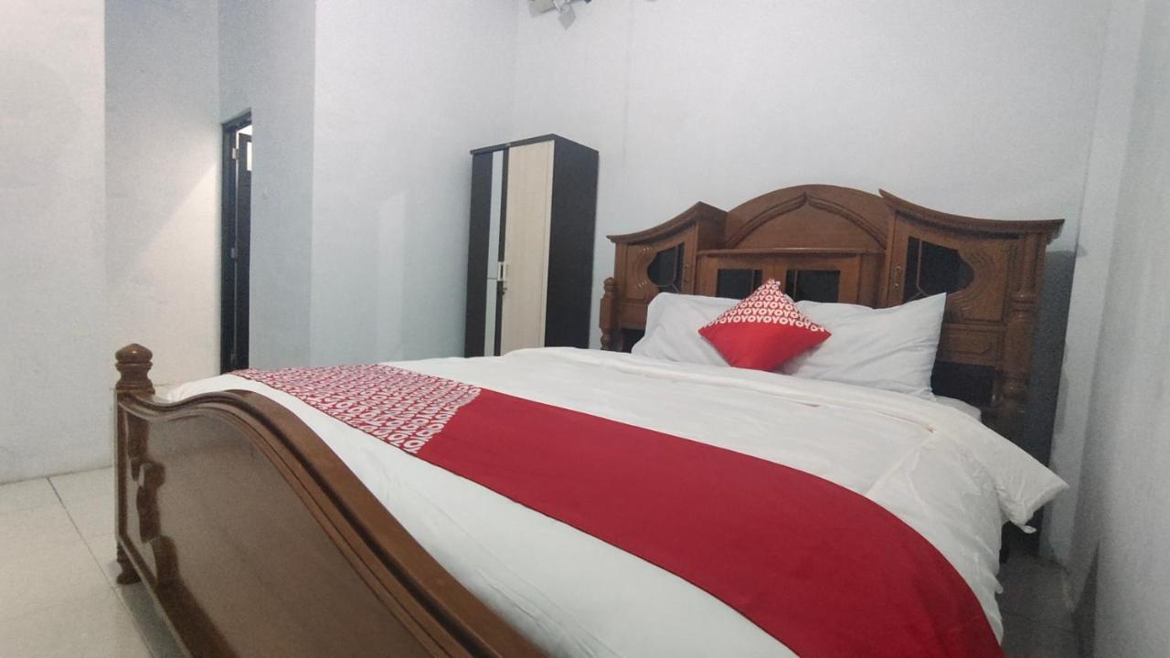 Hotel Oyo 90157 Griya Andon Syariah Cirebon Esterno foto
